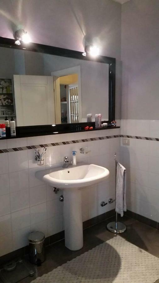 A Casa Di Clo Bed & Breakfast Pesaro Exterior photo